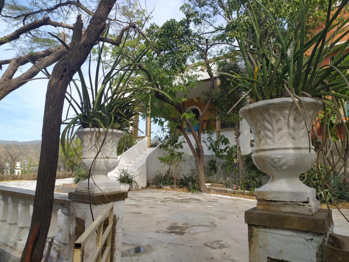 Jardin Etnobotanico Villa Ludovica ซันตามาร์ตา ภายนอก รูปภาพ